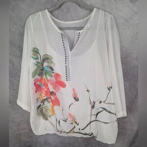 Charlie B Medium Blouse With Tank Made In Italy White With Floral Design